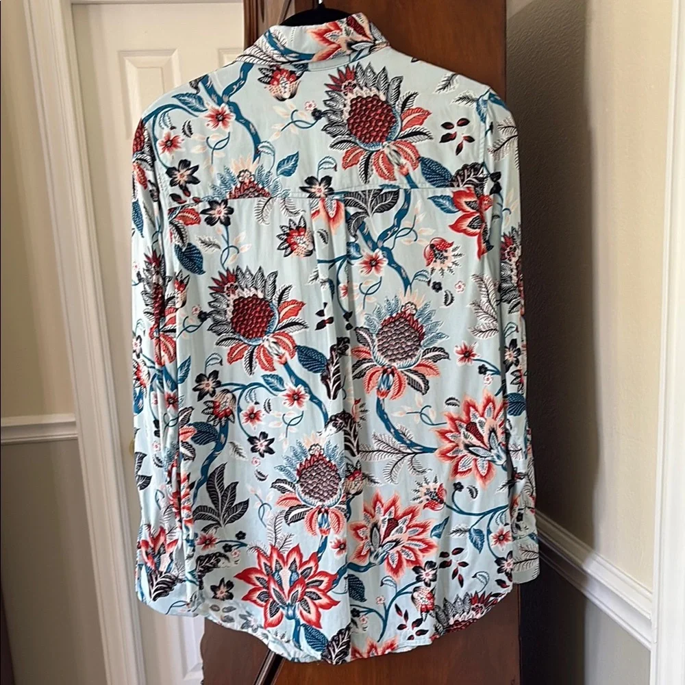 Chico's Button Front Blouse with Vibrant Tropical Floral Print BOHO Summer - Picture 7 of 10